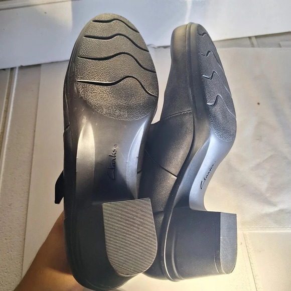 Clarks Collection Ultimate Comfort Emslie Lulin Pump Black Mary Jane Heel Sz 10 - Picture 7 of 8